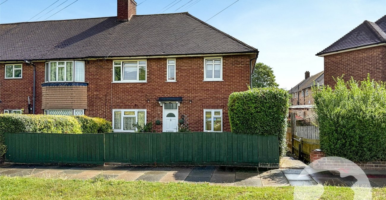 2 bedroom property for sale in Mottingham | Robinson Jackson