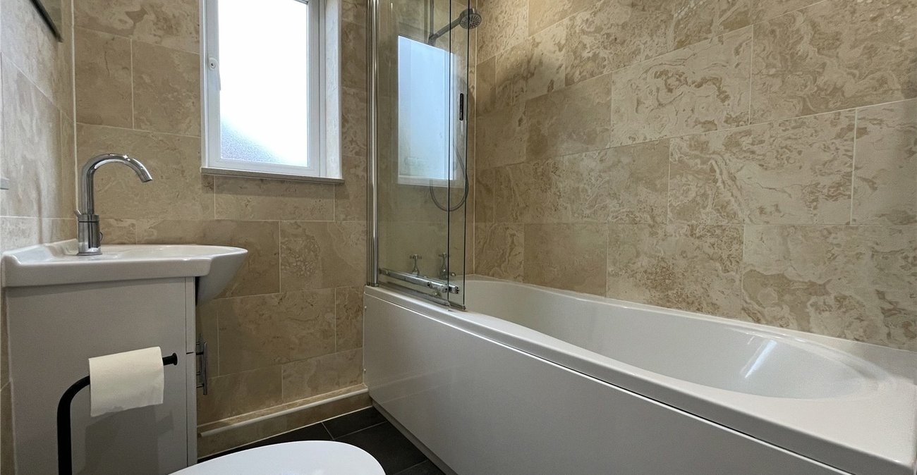 3 bedroom house for sale in Walderslade | Robinson Michael & Jackson