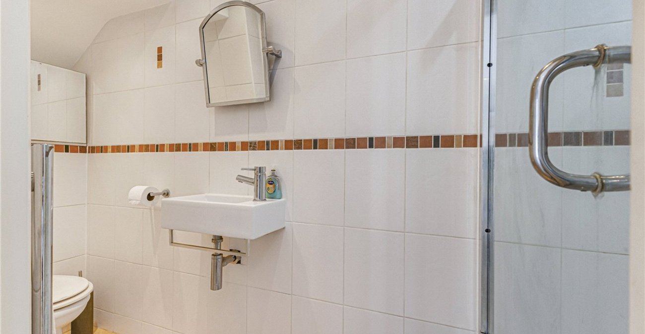 4 bedroom house for sale in Green Street Green | Robinson Jackson