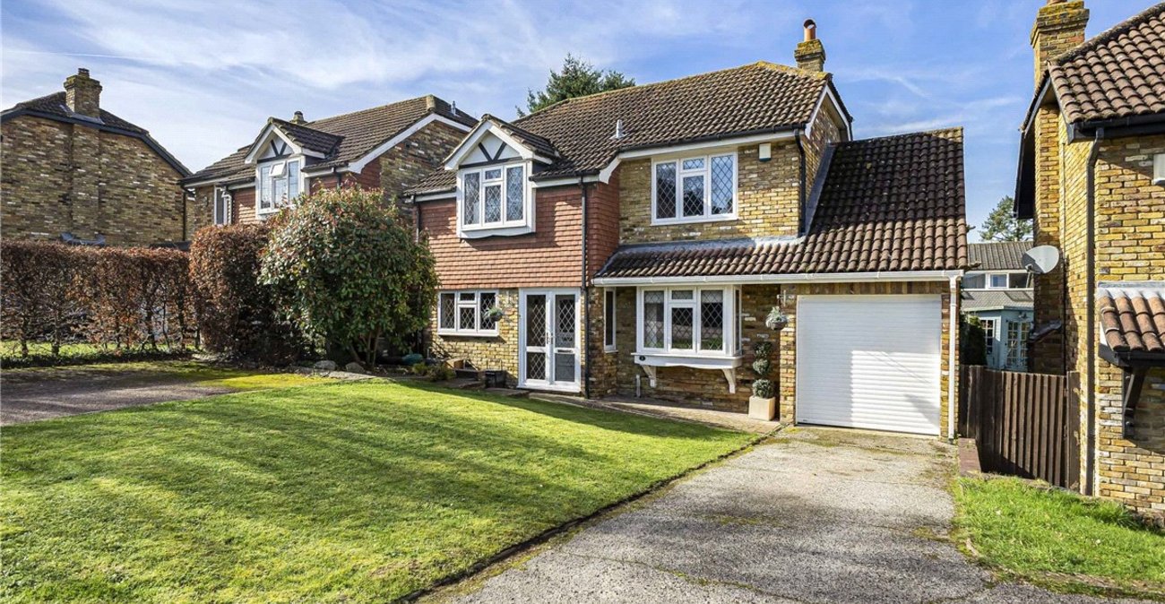 4 bedroom house for sale in Green Street Green | Robinson Jackson