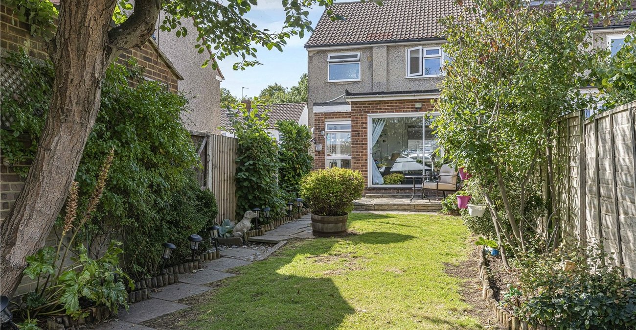 3 bedroom house for sale in Joydens Wood | Robinson Jackson