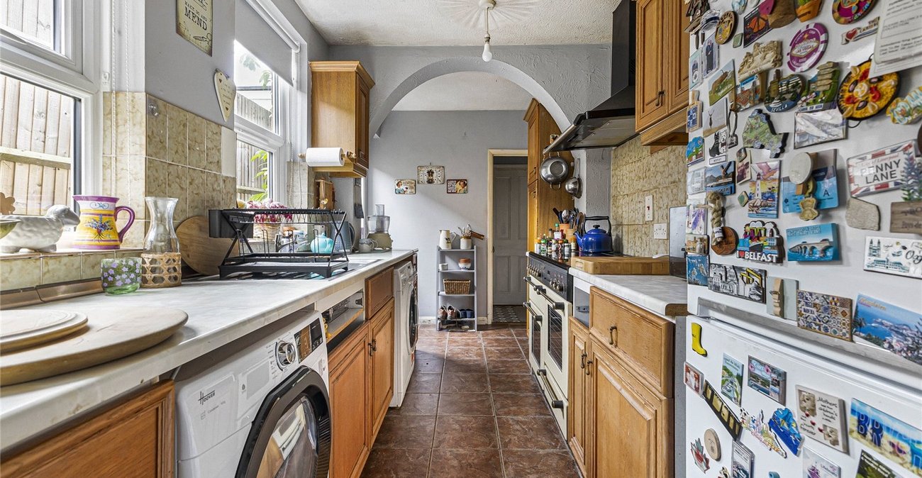 3 bedroom house for sale in Cuxton | Robinson Michael & Jackson