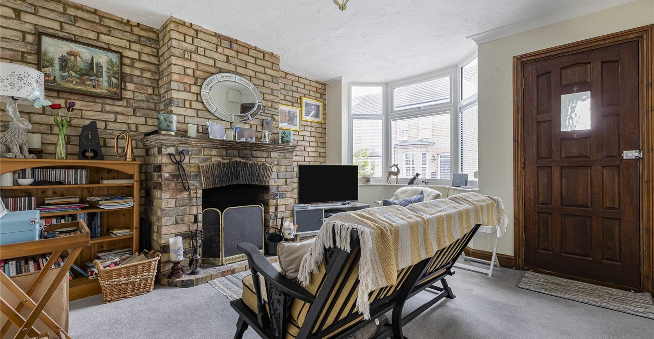 3 bedroom house for sale in Cuxton | Robinson Michael & Jackson