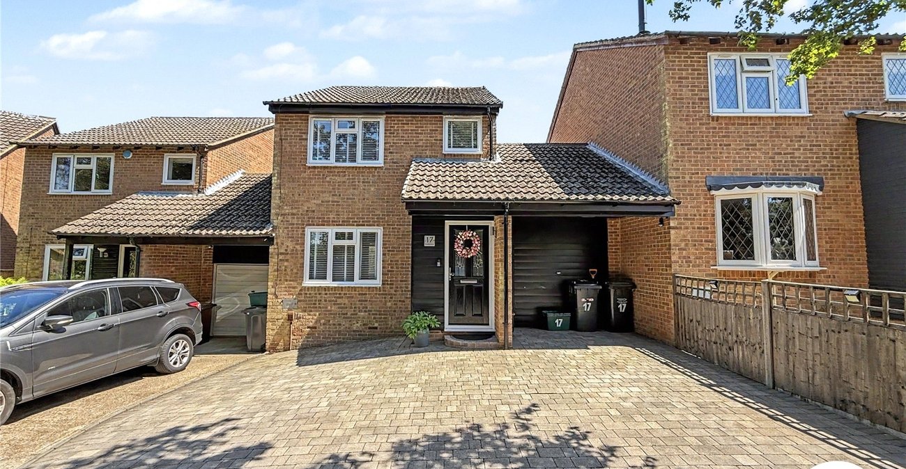 3 bedroom house for sale in Walderslade Woods | Robinson Michael & Jackson