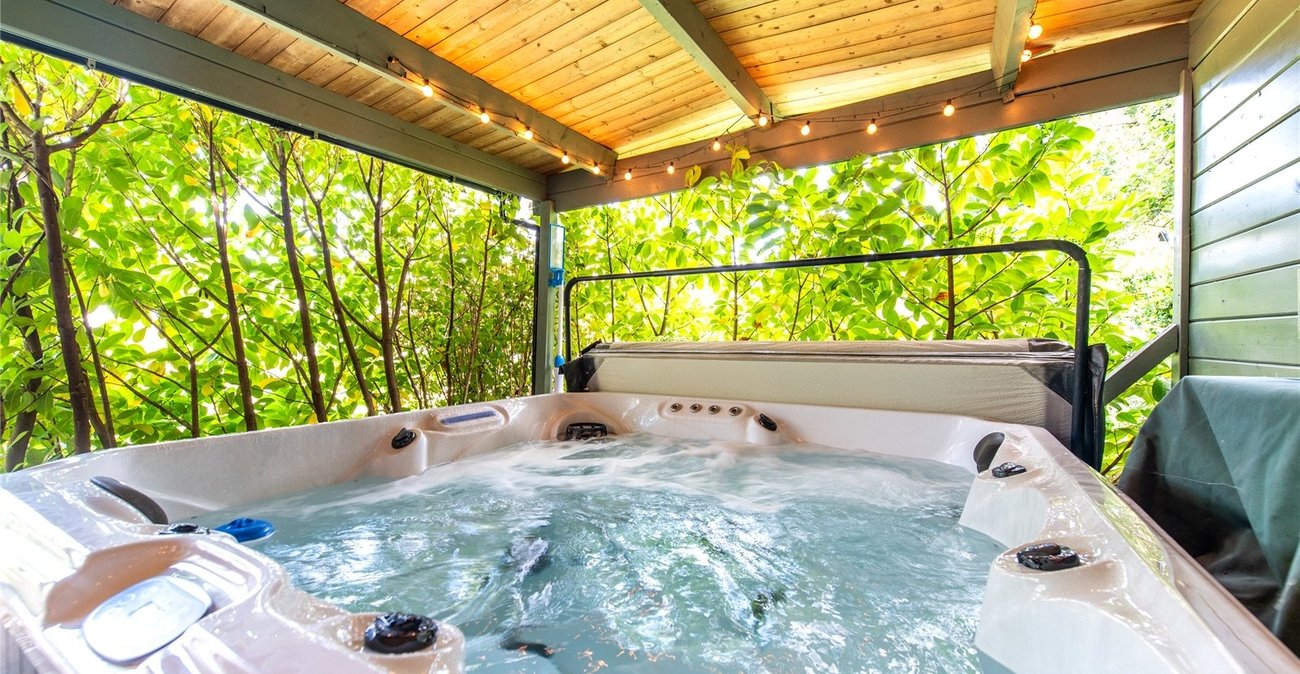 3 bedroom bungalow for sale in Grafty Green | Robinson Michael & Jackson