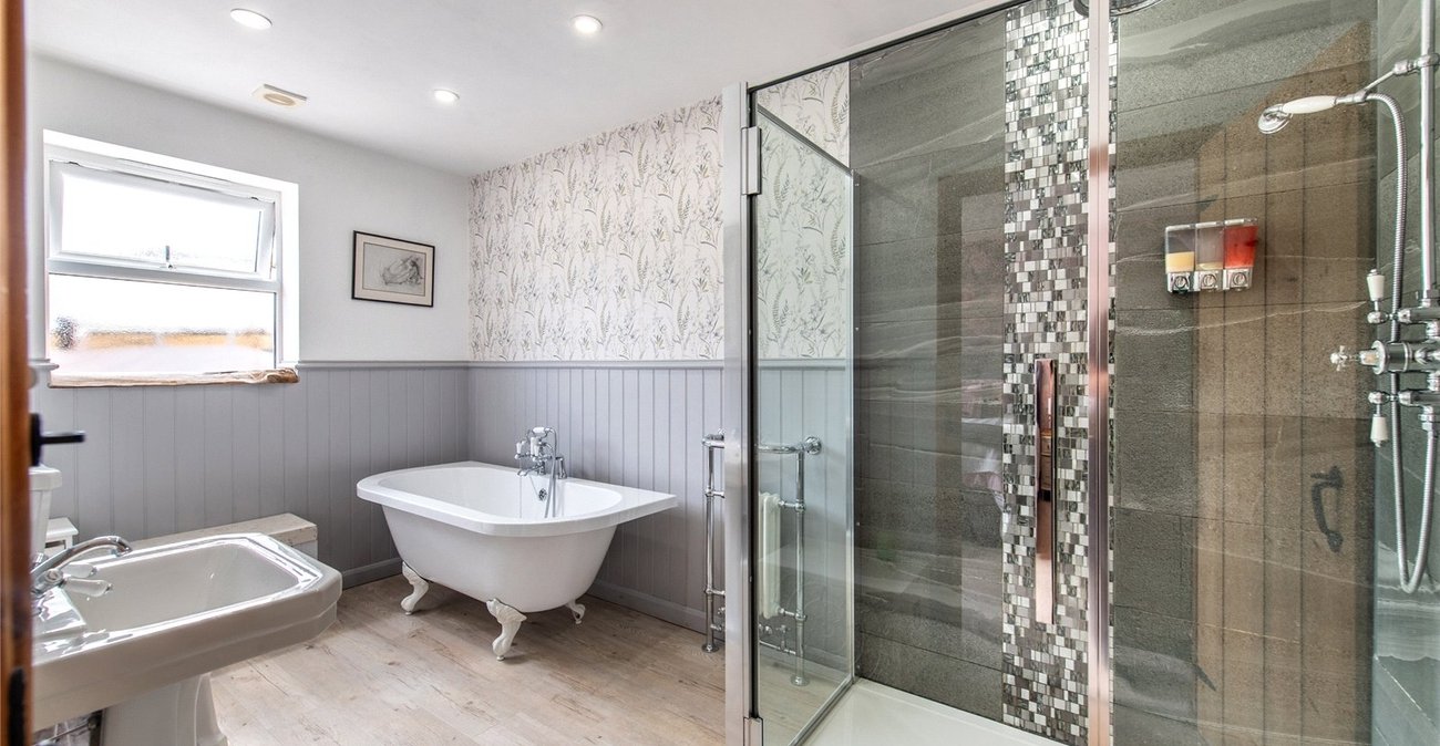 3 bedroom bungalow for sale in Grafty Green | Robinson Michael & Jackson