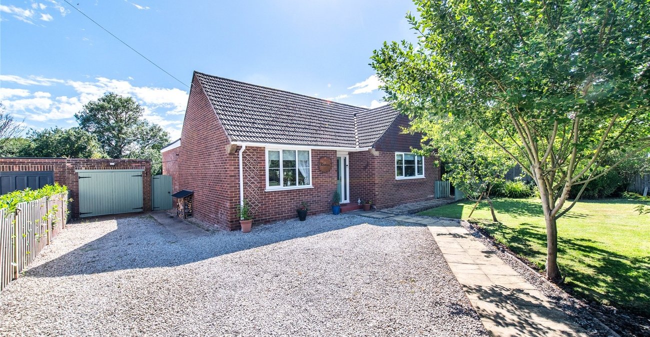 3 bedroom bungalow for sale in Grafty Green | Robinson Michael & Jackson