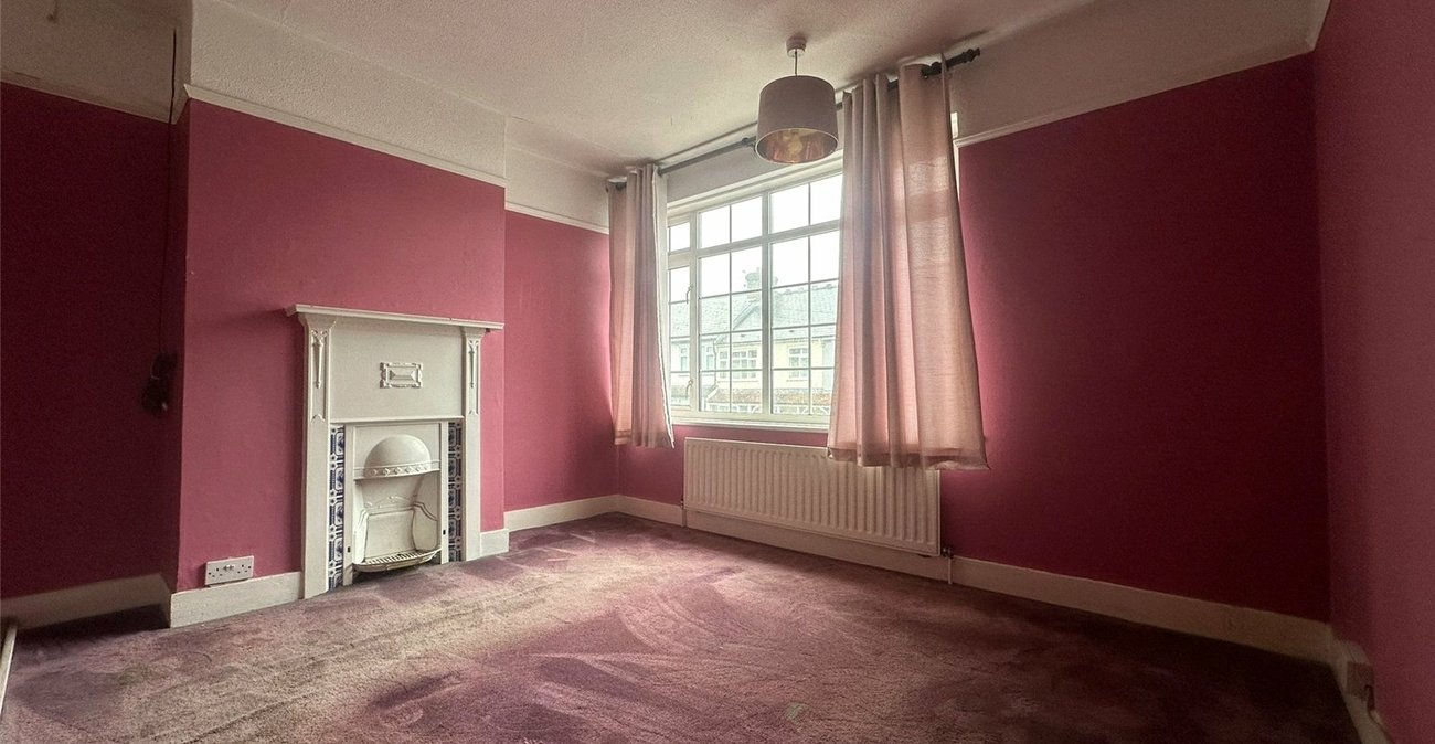 3 bedroom house for sale in Gravesend | Robinson Michael & Jackson