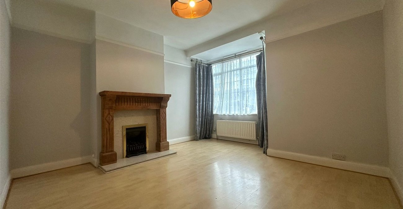 3 bedroom house for sale in Gravesend | Robinson Michael & Jackson