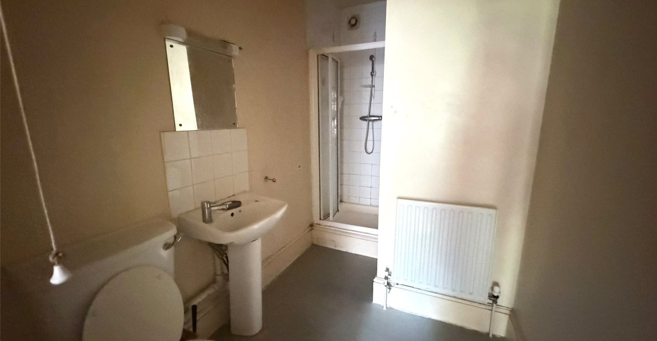 6 bedroom house for sale in Woolwich | Robinson Jackson