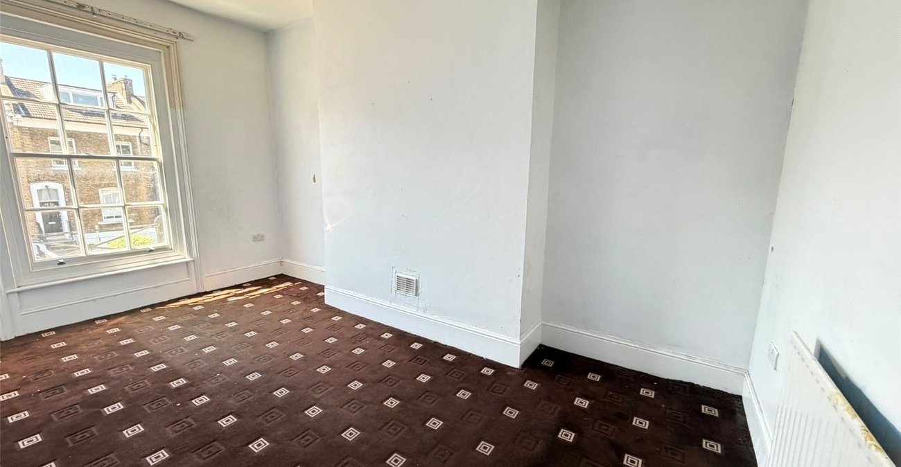 6 bedroom house for sale in Woolwich | Robinson Jackson