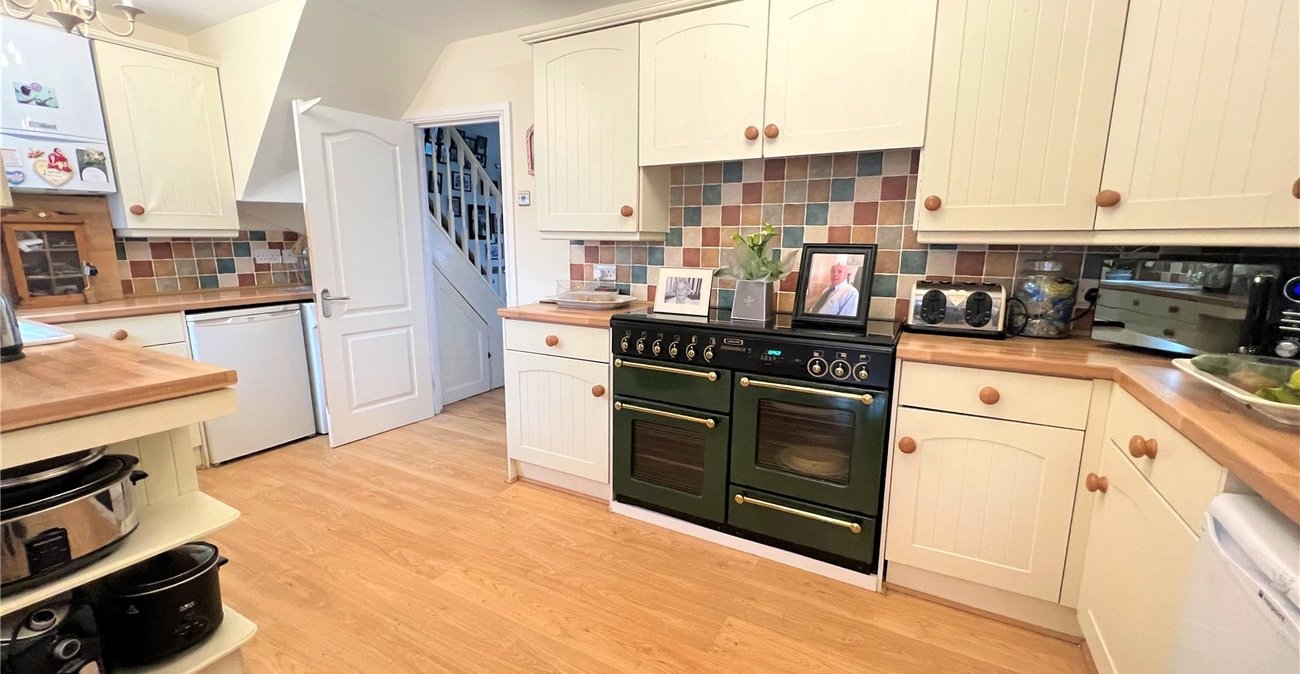3 bedroom house for sale in Abbey Wood | Robinson Jackson