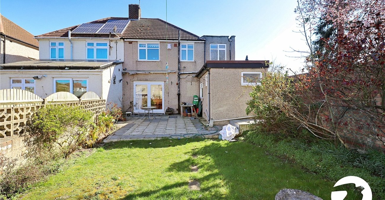 3 bedroom house for sale in Abbey Wood | Robinson Jackson