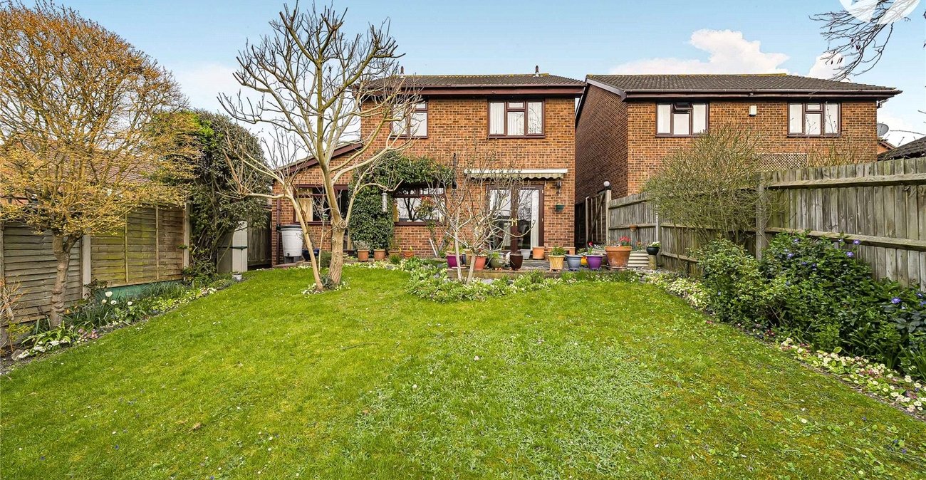 4 bedroom house for sale in Greenhithe | Robinson Jackson
