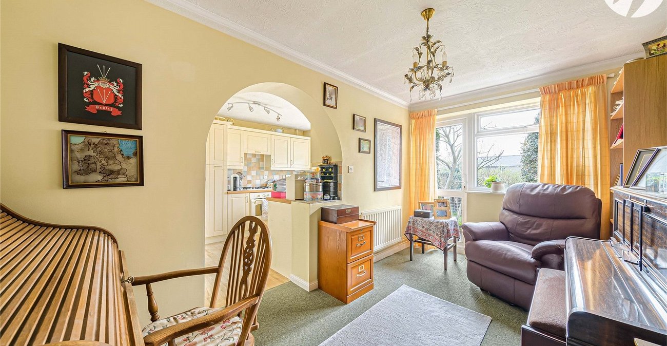 4 bedroom house for sale in Greenhithe | Robinson Jackson