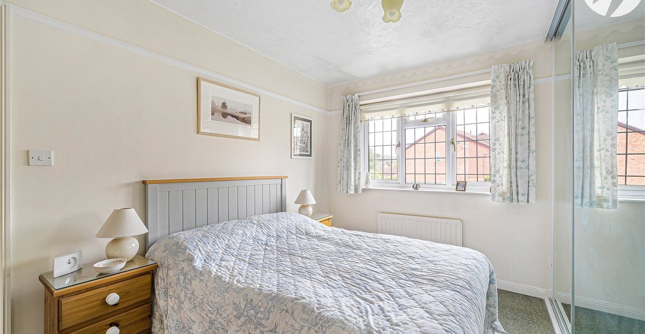 4 bedroom house for sale in Greenhithe | Robinson Jackson