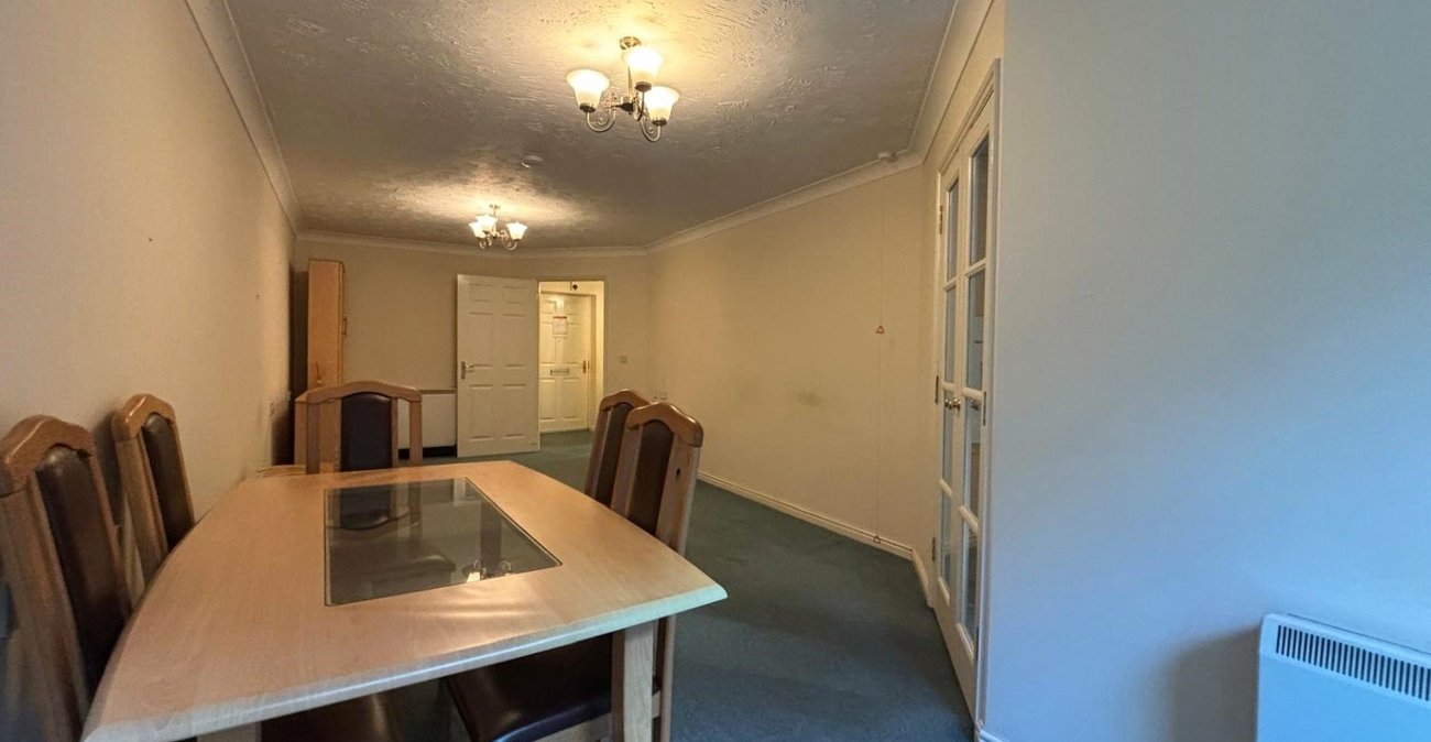 1 bedroom property for sale in Walderslade Road | Robinson Michael & Jackson