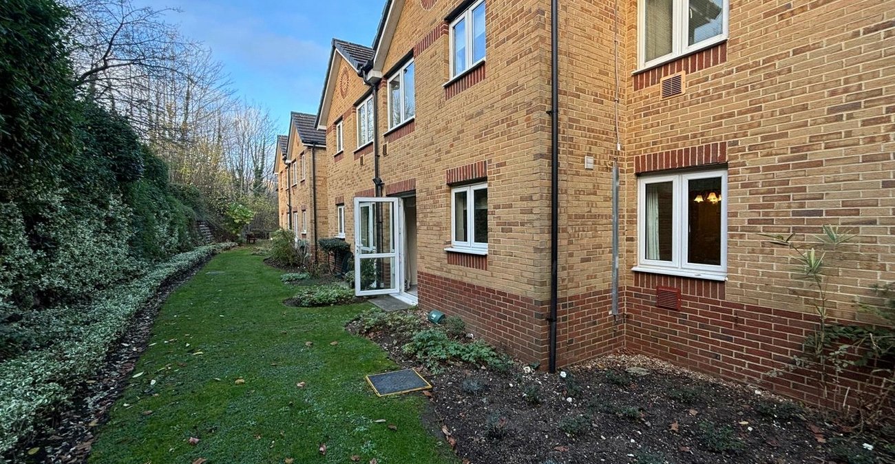 1 bedroom property for sale in Walderslade Road | Robinson Michael & Jackson