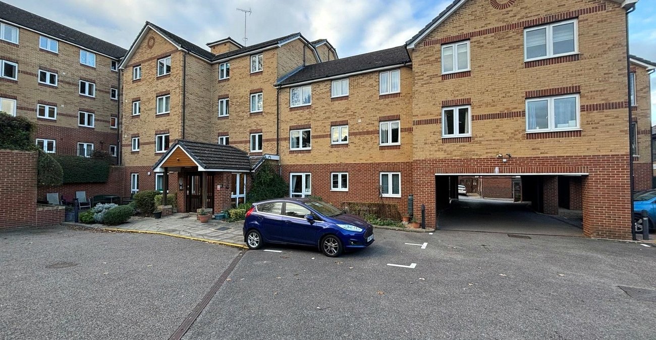 1 bedroom property for sale in Walderslade Road | Robinson Michael & Jackson