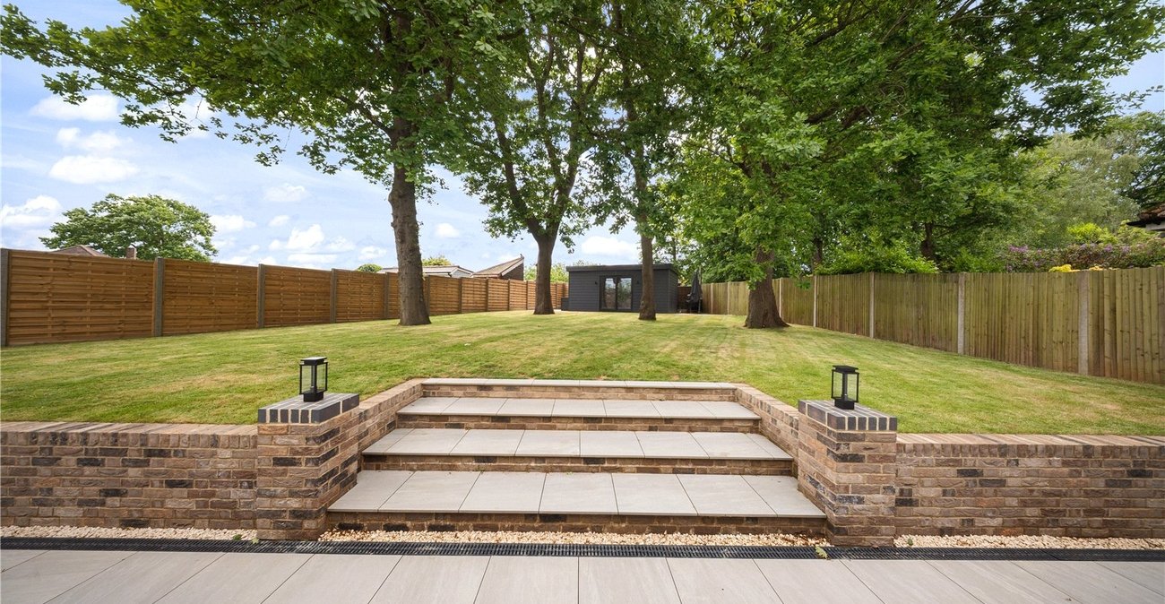 5 bedroom bungalow for sale in Bexley | Robinson Jackson