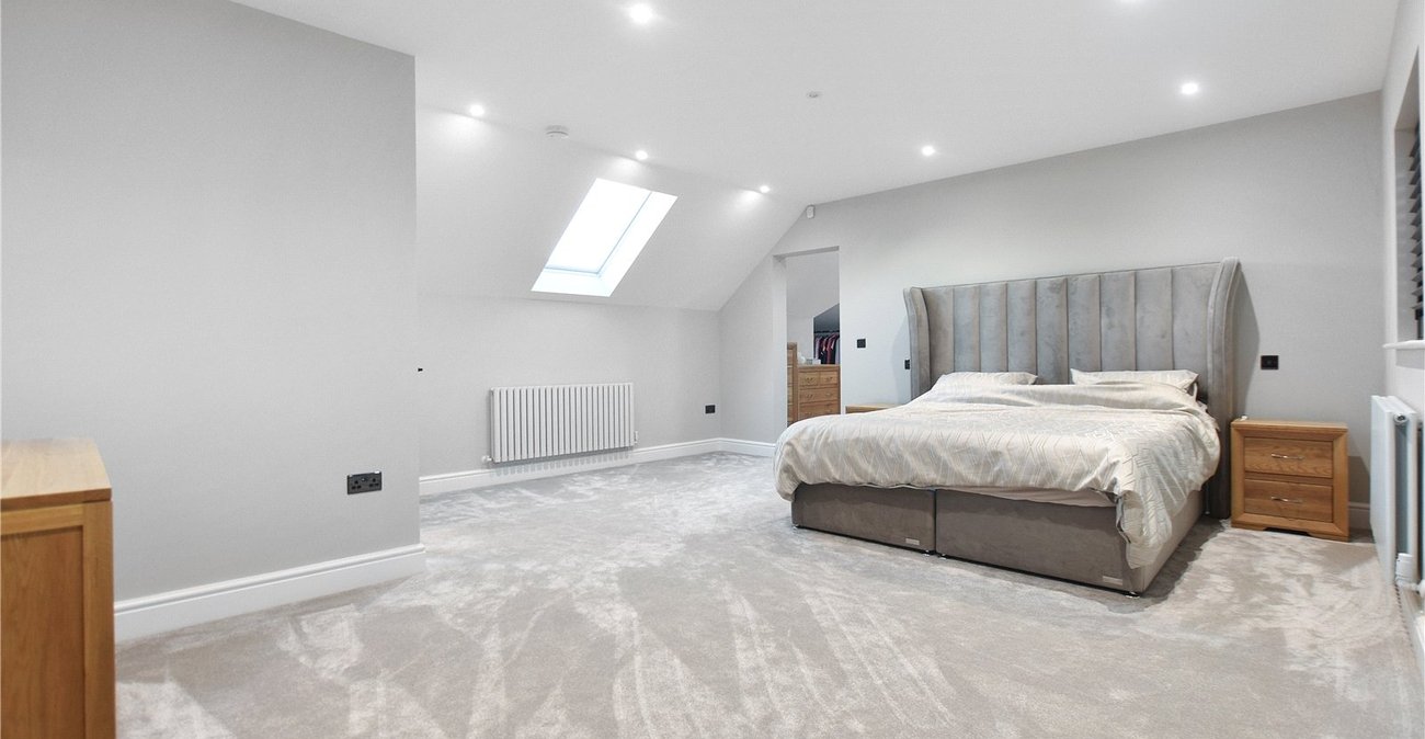 5 bedroom bungalow for sale in Bexley | Robinson Jackson