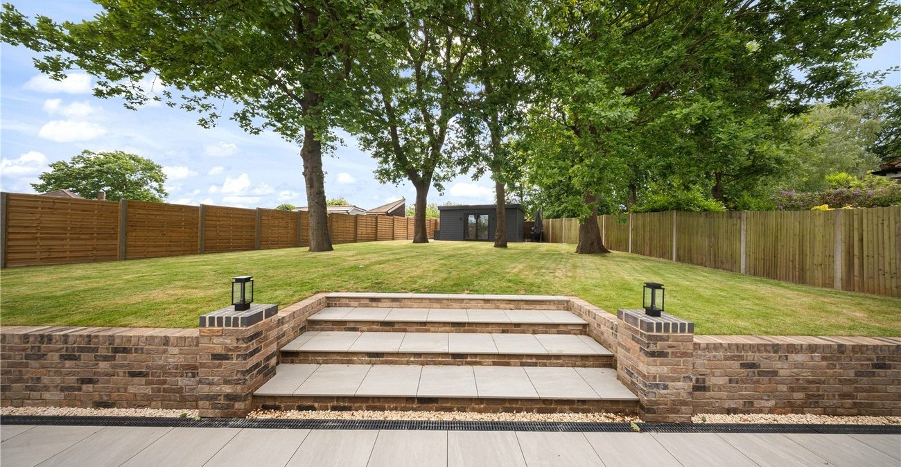 5 bedroom bungalow for sale in Bexley | Robinson Jackson