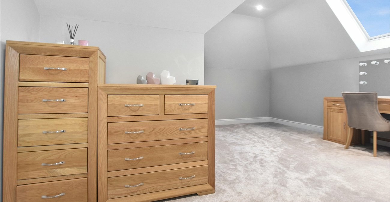 5 bedroom bungalow for sale in Bexley | Robinson Jackson