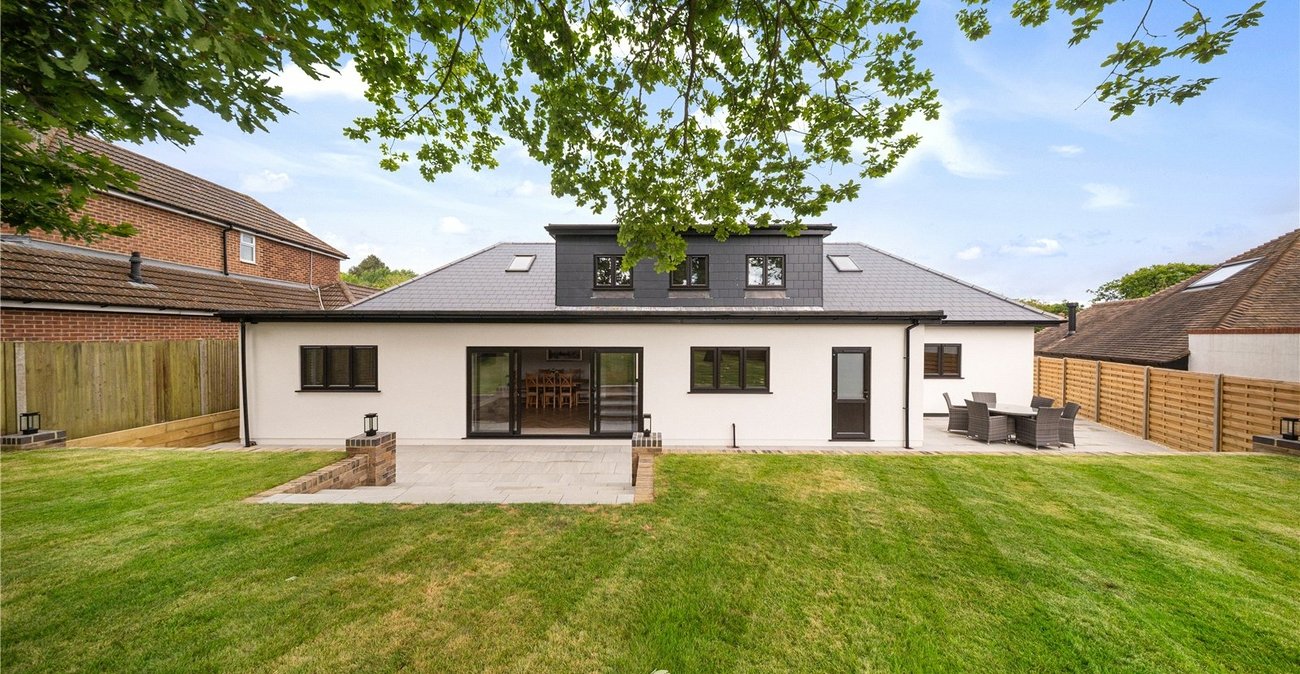 5 bedroom bungalow for sale in Bexley | Robinson Jackson