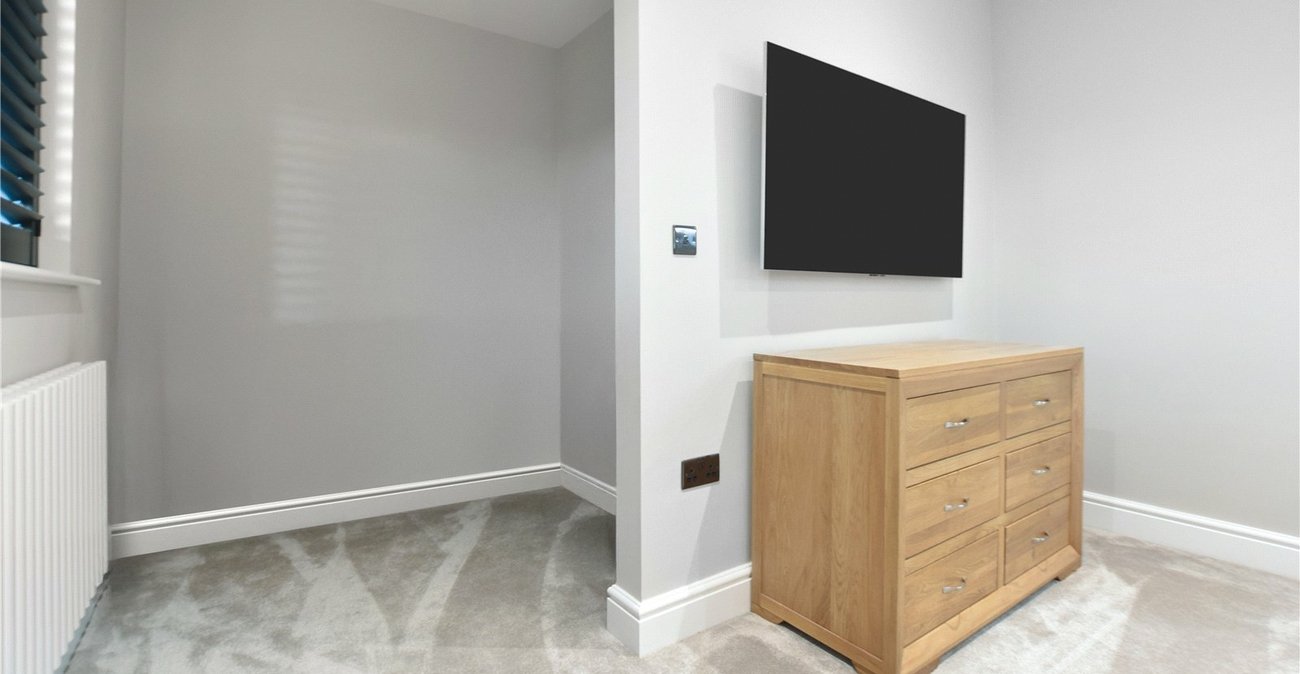 5 bedroom bungalow for sale in Bexley | Robinson Jackson