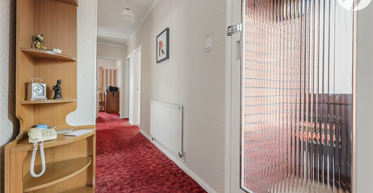 2 bedroom bungalow for sale in Swanley | Robinson Jackson