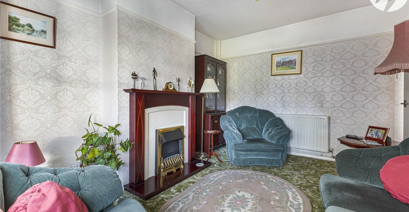 2 bedroom bungalow for sale in Swanley | Robinson Jackson