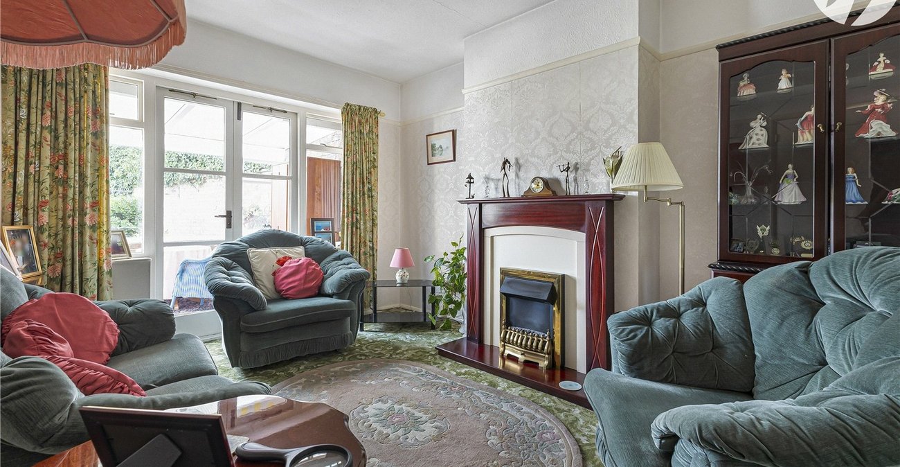 2 bedroom bungalow for sale in Swanley | Robinson Jackson