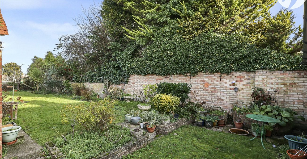 2 bedroom bungalow for sale in Swanley | Robinson Jackson