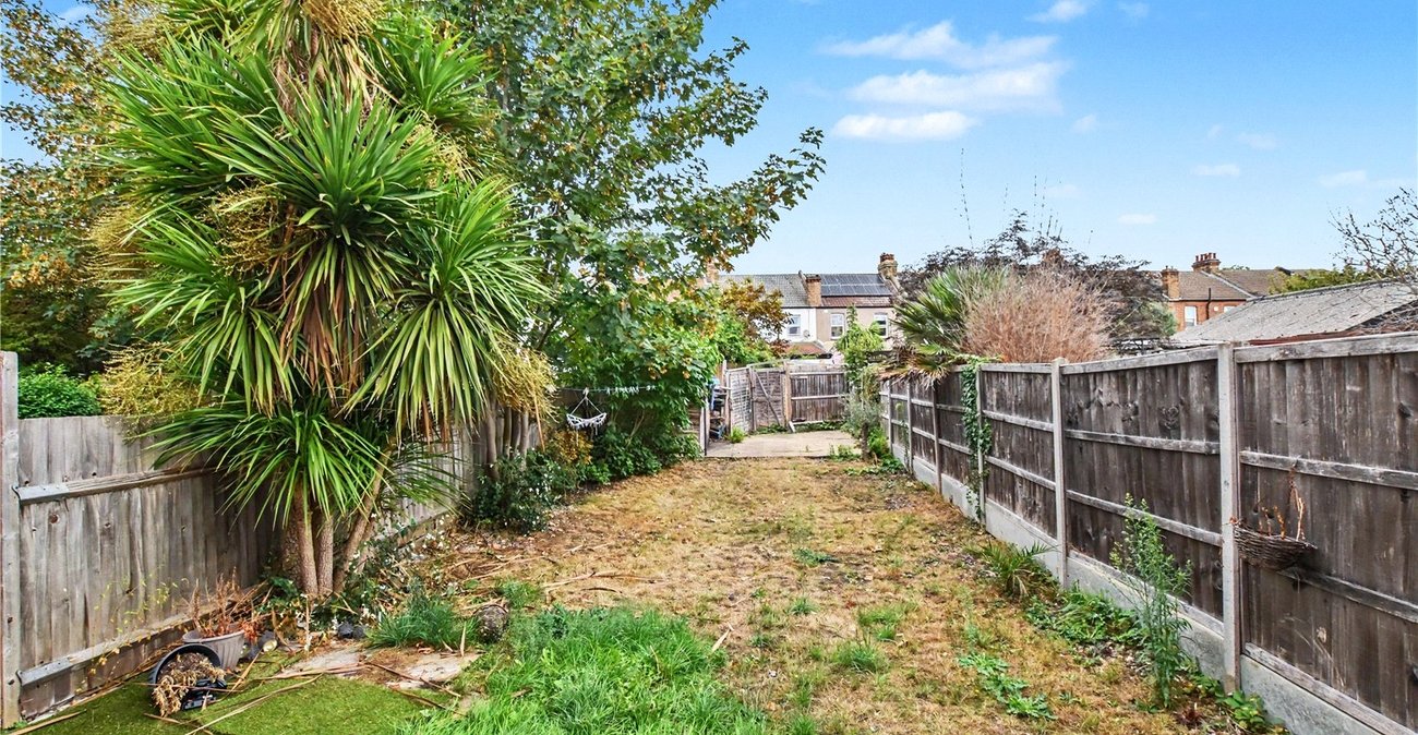 3 bedroom house for sale in Bexleyheath | Robinson Jackson