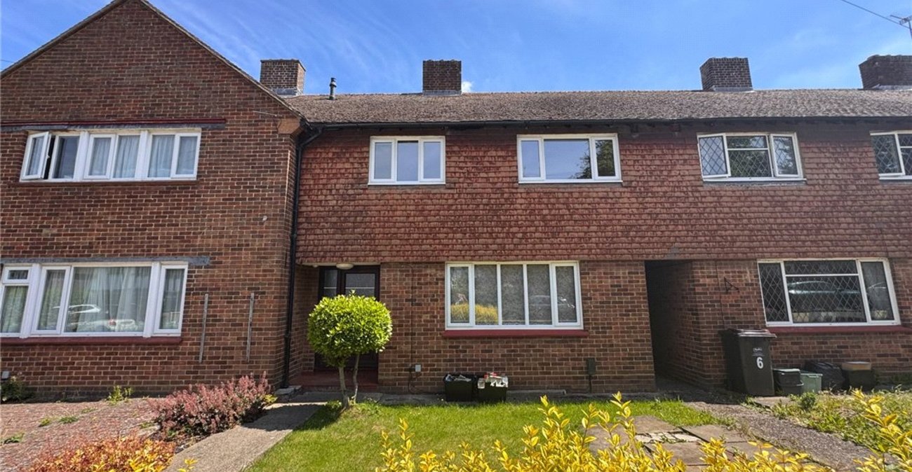 3 bedroom house for sale in Cheslfield | Robinson Jackson