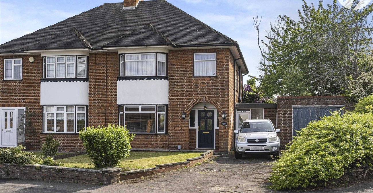 3 bedroom house for sale in Joydens Wood | Robinson Jackson