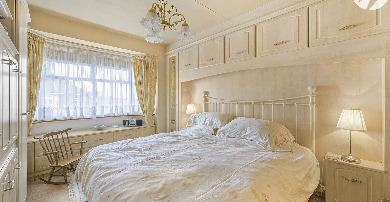 3 bedroom house for sale in Joydens Wood | Robinson Jackson