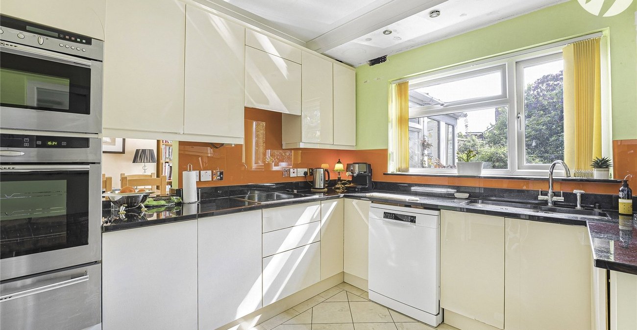 3 bedroom house for sale in Joydens Wood | Robinson Jackson