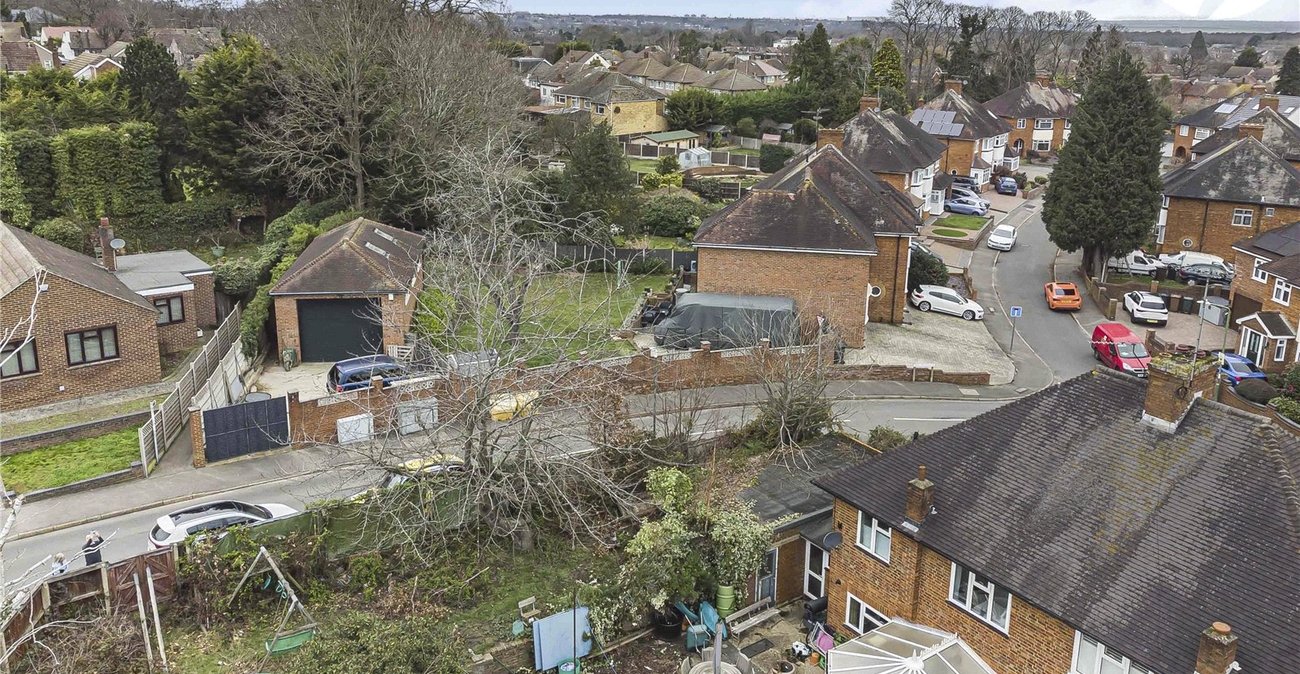 3 bedroom house for sale in Joydens Wood | Robinson Jackson