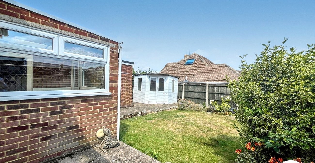 3 bedroom bungalow for sale in Sittingbourne | Robinson Michael & Jackson