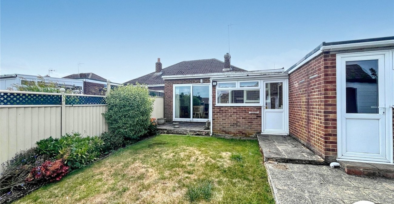 3 bedroom bungalow for sale in Sittingbourne | Robinson Michael & Jackson