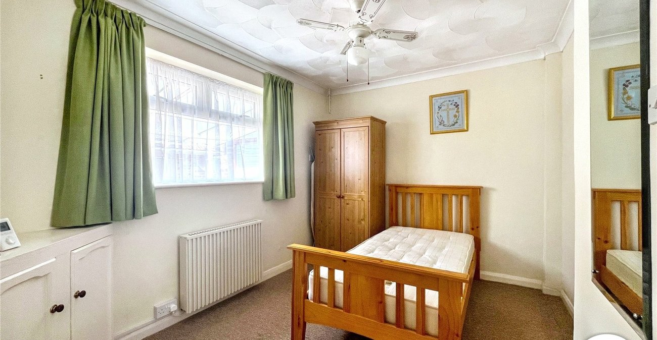 3 bedroom bungalow for sale in Sittingbourne | Robinson Michael & Jackson