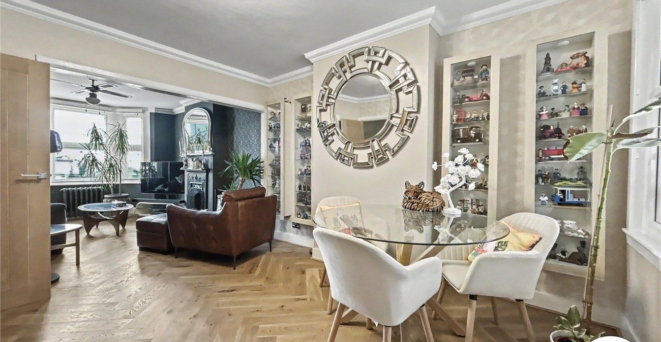 3 bedroom house for sale in Sidcup | Robinson Jackson