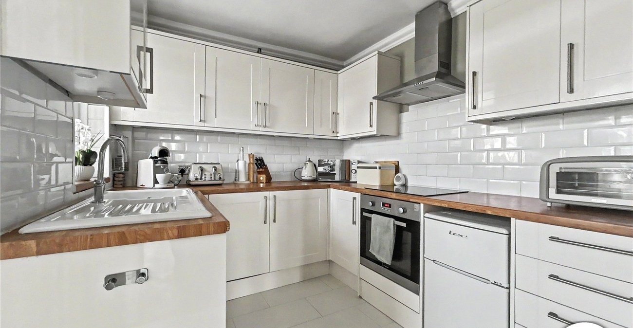 3 bedroom house for sale in Sidcup | Robinson Jackson