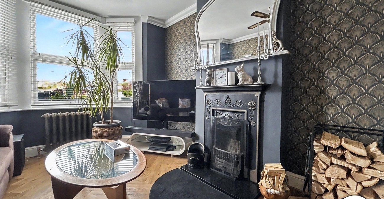 3 bedroom house for sale in Sidcup | Robinson Jackson