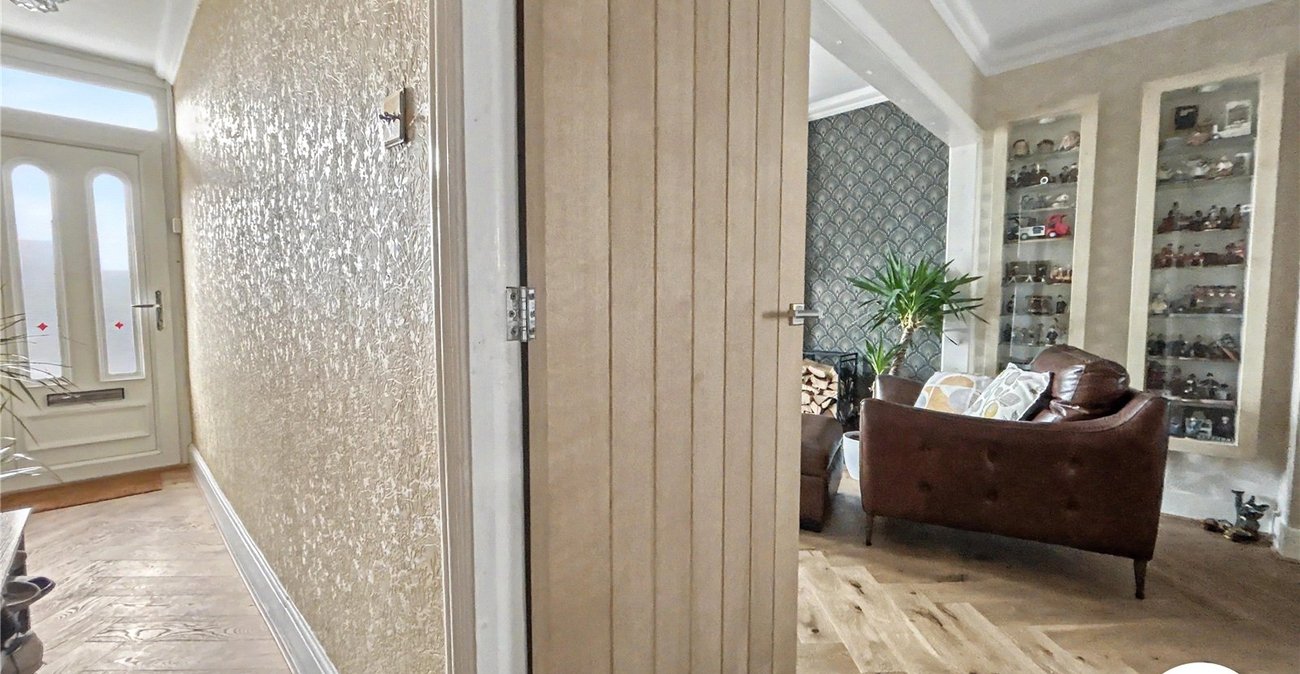 3 bedroom house for sale in Sidcup | Robinson Jackson