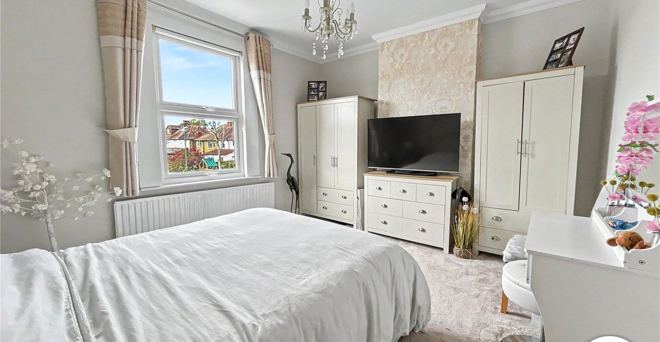 3 bedroom house for sale in Sidcup | Robinson Jackson