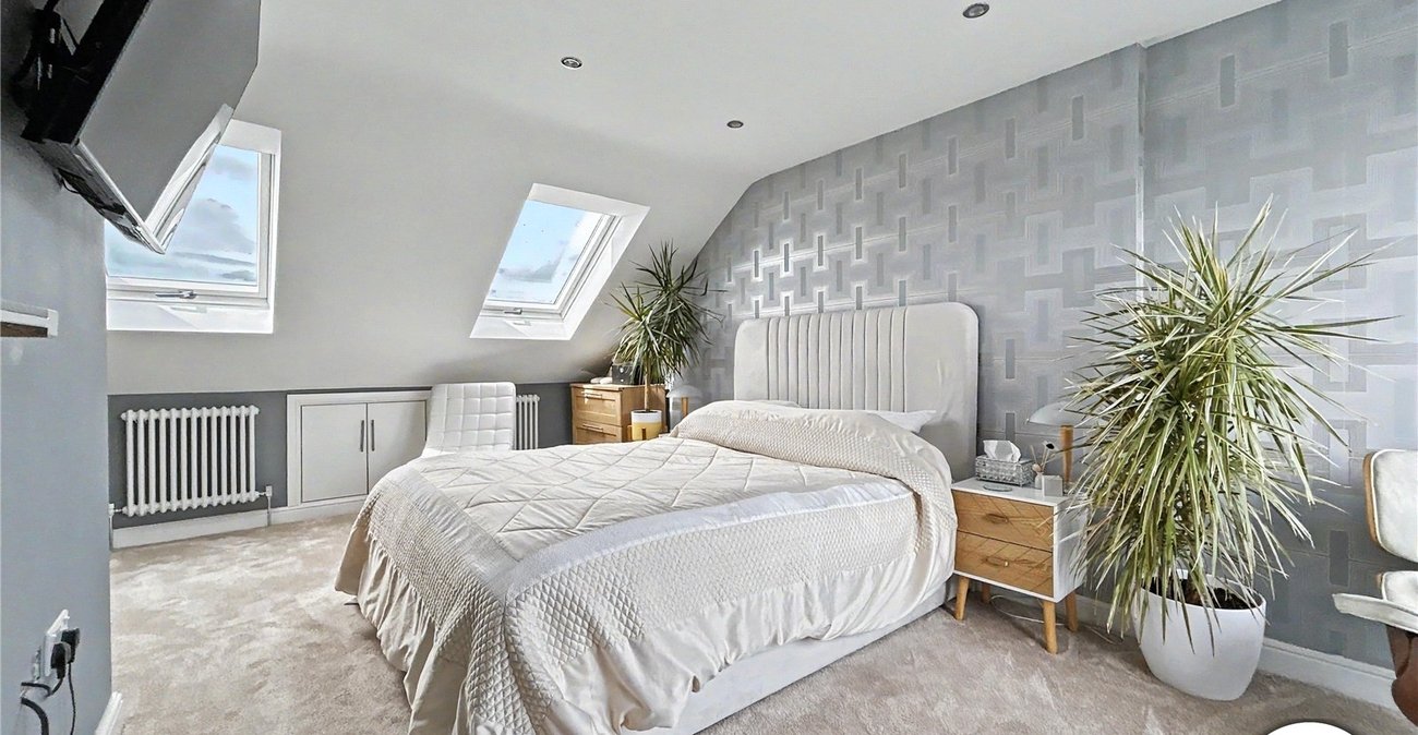 3 bedroom house for sale in Sidcup | Robinson Jackson