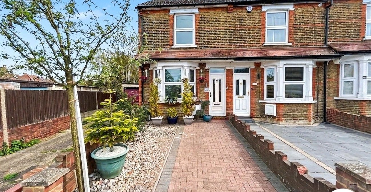 3 bedroom house for sale in Sidcup | Robinson Jackson