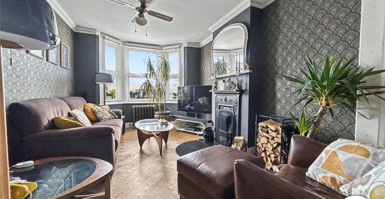 3 bedroom house for sale in Sidcup | Robinson Jackson